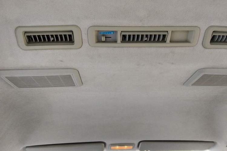 Used Jinbei Hiace 