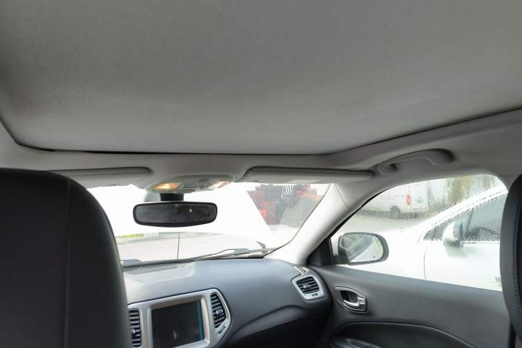 Used Jeep Compass 2017 200T Automatic Family Edition