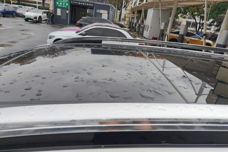 Used Ford Edge 2016 EcoBoost 245 Two-Wheel-Drive Titanium 7-Seater
