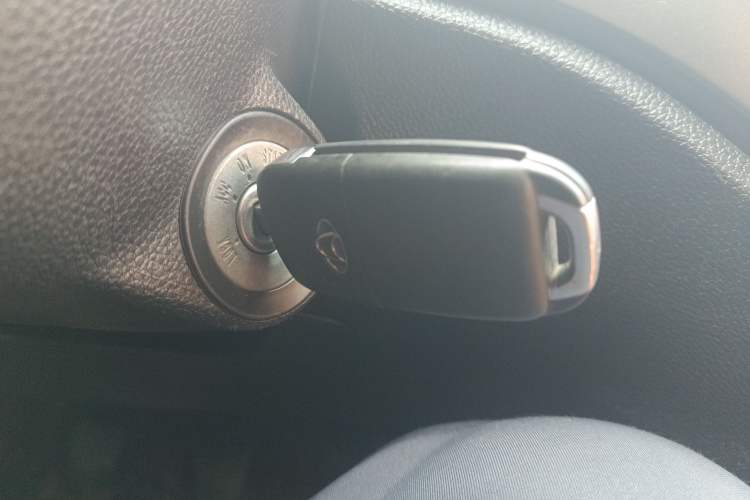 Used Oshan CX70 2016 1.6L Manual Luxury Model