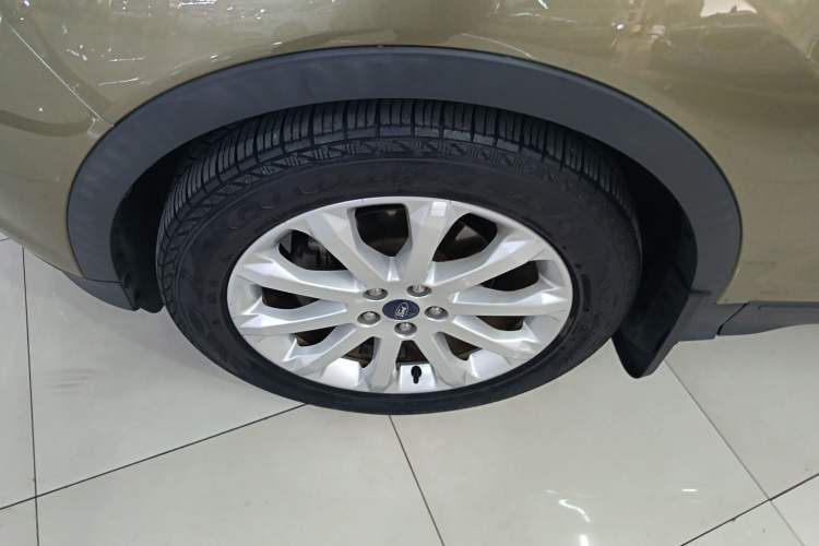 Used Ford Kuga 2015 1.5L GTDi Two-Wheel Drive Fashion Edition
