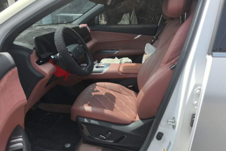 Used CHANGAN CS75 PLUS 2025 4th Generation 1.5T New Blue Whale Smart Flagship Version Left Front Seat