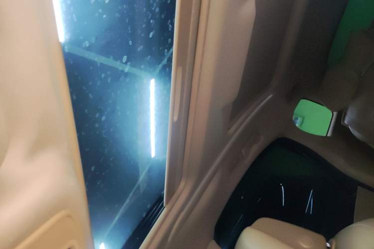 Used Buick GL8 2021 ES Landtrek 653T Luxury Model
