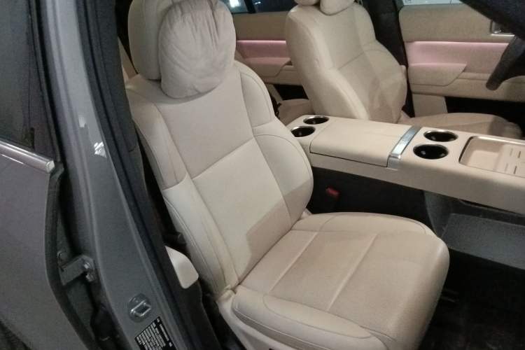 Used Li Auto L8 2024 Max
