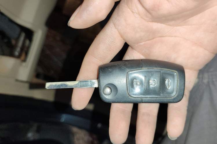 Used Ford S-MAX 2008 2.3L 7-Seater Flagship Navigation Version
