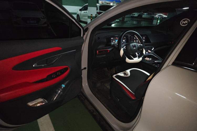 Used CHANGAN UNI-T 2020 1.5T Prestige Version Driver Seat