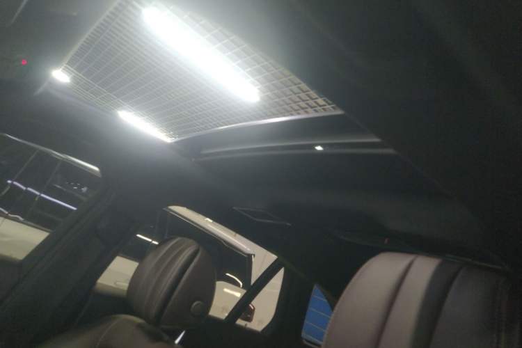 Used Mercedes-Benz GLC 2022 Second Facelift GLC 260 L 4MATIC Luxury Edition