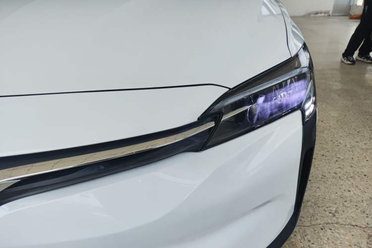 Used Buick Velite 6 2023 Revised Version 430 km Range – Commuter Edition