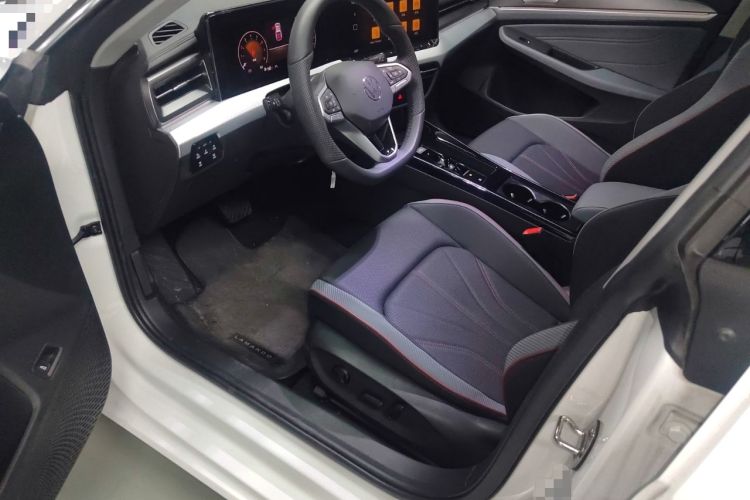 Used Volkswagen Lamando 2024 Lavida L 280TSI DSG Cool & Spicy Edition
