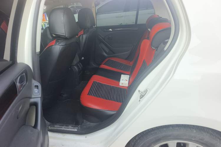 Used Volkswagen Golf 2012 1.6L Automatic Comfort Model
