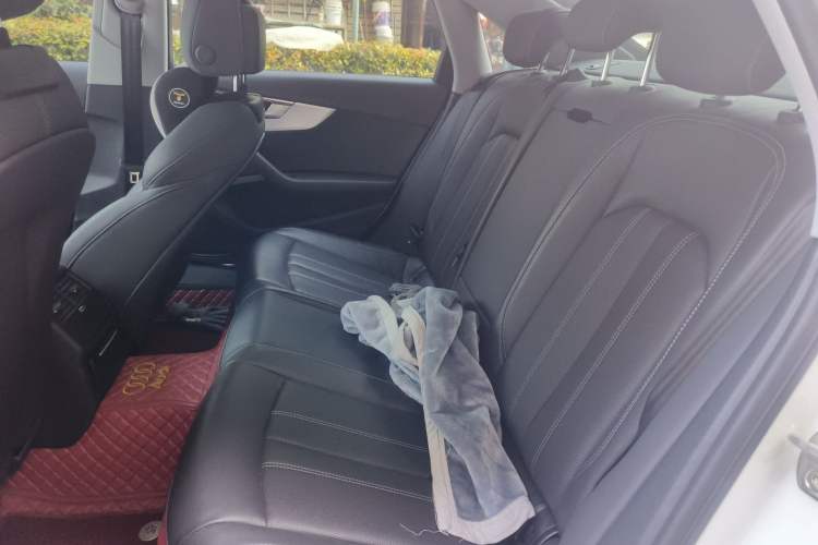 Used Audi A4L 2022 40 TFSI Fashion Dynamic Model