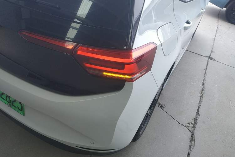 Used Volkswagen ID.3 2025 Smart Version Pure & Intelligent Enjoyment Edition Right Rear Taillight