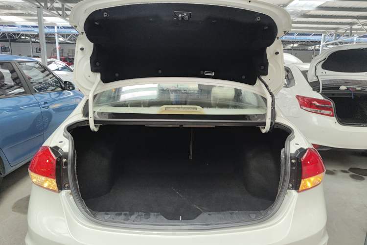 Used Suzuki Alivio 2015 1.6L Manual Comfort Model
