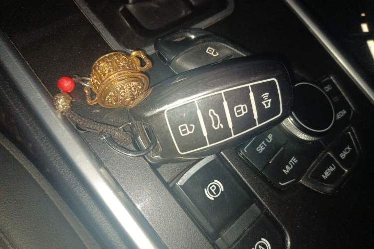 Used Haval H6 2019 Sport Edition 1.5T Automatic Two-Wheel Drive Elite Model China VI Vehicle Key