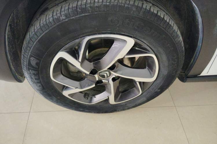 Used Citroen C3-XR 2019 230THP DCT Active Version Left Front Wheel Hub