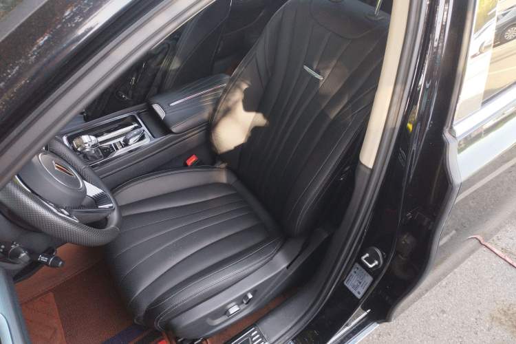 Used Hongqi H5 2024 1.5T DCT Smart Connect Flagship Edition
