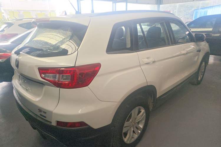 Used Changan CS75 2014 2.0L Manual Luxury Version China IV Standard