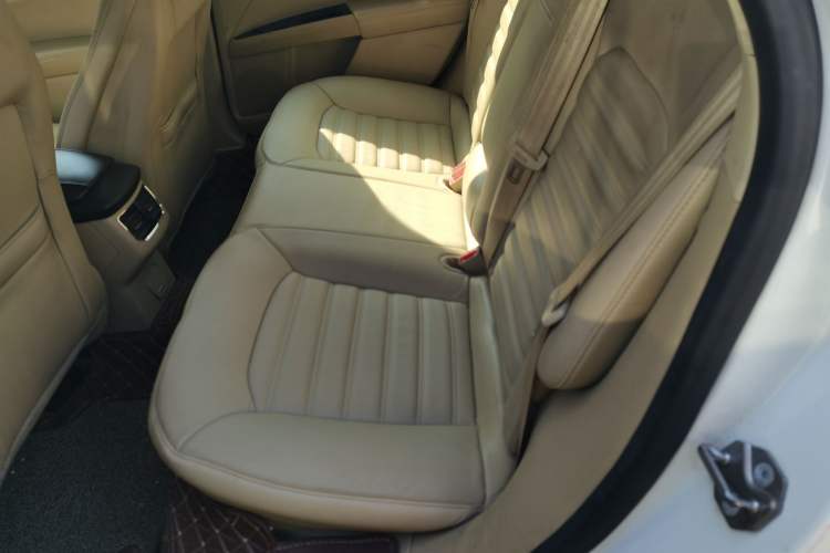 Used Ford Mondeo 2013 2.0L GTDi 200 Luxury Model