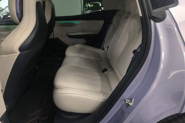 Used Lynk & Co 07 2024 EM-P 126 Long-Range Intelligent Driving Ultra