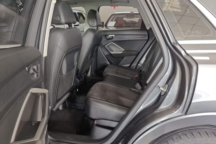 Used Audi Q3 2020 35 TFSI Fashion Dynamic Model
