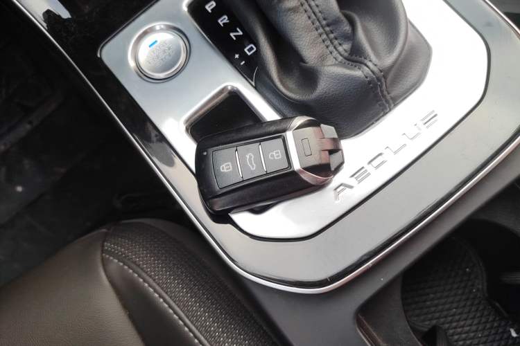 Used Dongfeng Aeolus Yixuan 2020 230T Automatic Advanced Edition
