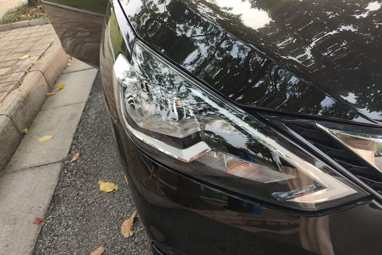 Used Nissan Sylphy 2021 Classic 1.6XE CVT Comfort Edition Right Front Headlight