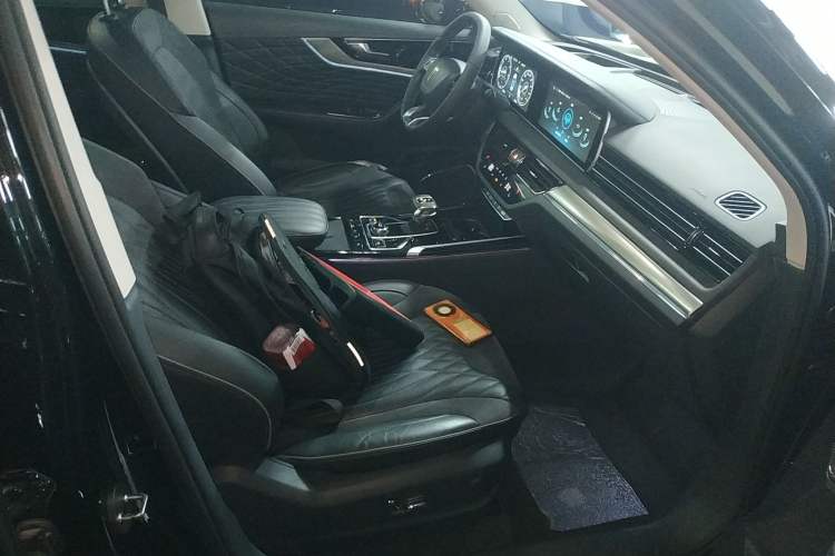 Used Hongqi HS5 2022 2.0T Smart Connect Flagship All-Wheel-Drive Version