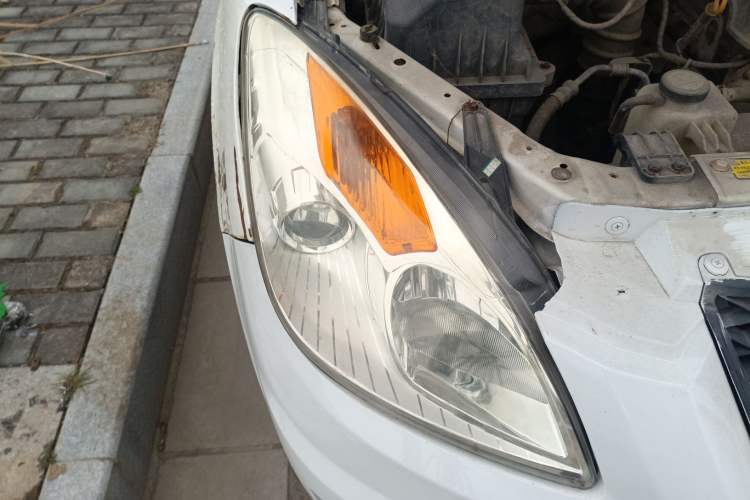 Used JMC Yuhu 7 2012 2.4T Two-Wheel Drive Manual Luxury Edition JX4D24
