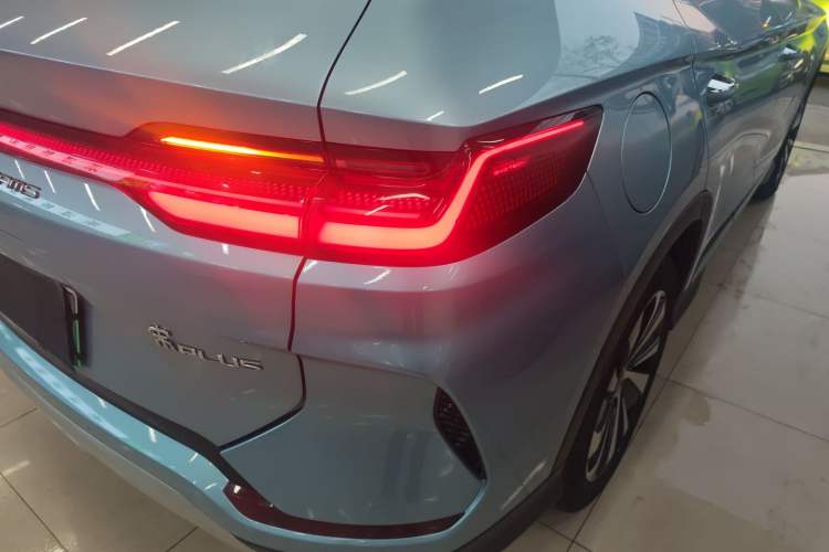 Used BYD Song PLUS New Energy 2023 Champion Edition EV 520KM Prestige Model