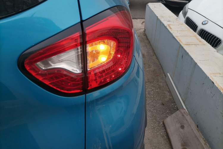 Used Renault Captur 2015 1.2T Automatic Standard Edition