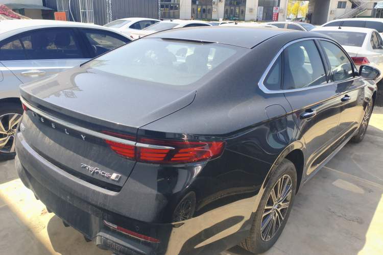 Used Geely Auto Preface 2026 Model Oriental Yao 1.5TD Fuyao Edition Rear Right 45 Deg