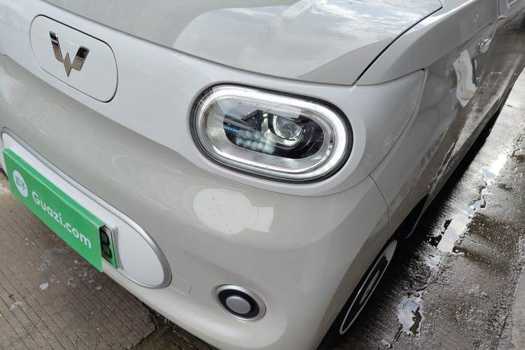 Used Wuling Hongguang MINIEV 2024 3rd Generation 215km Youth Edition