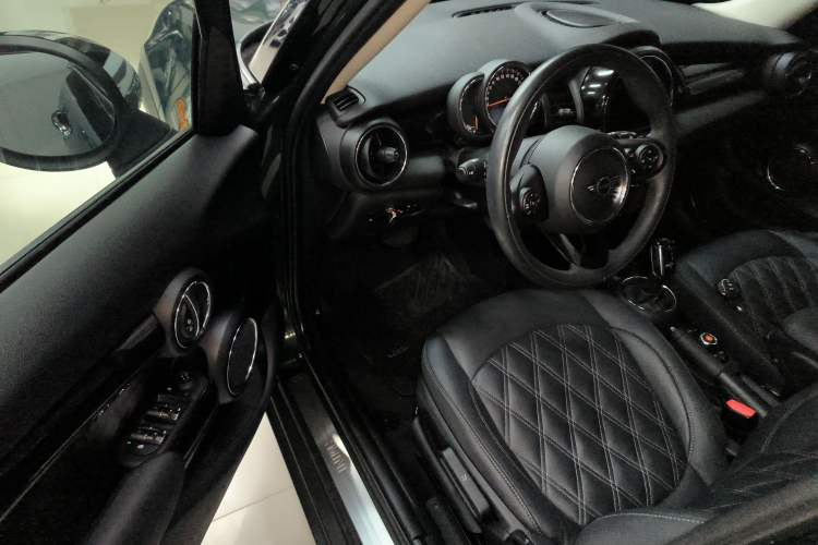 Used MINI MINI 2018 1.5T ONE PLUS Five-Door Edition