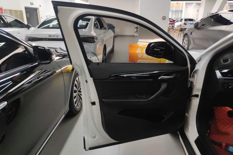 Used BMW X2 2018 sDrive25i Leading Model M Sport Package China V
