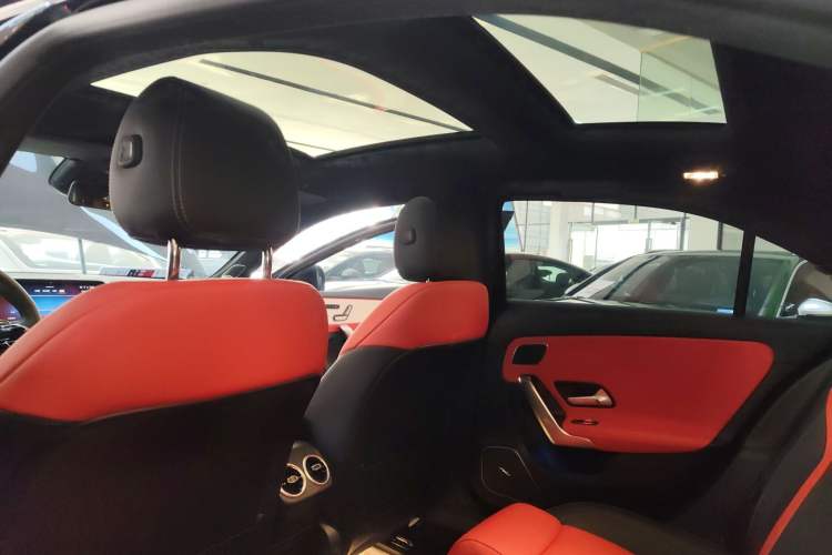 Used Mercedes-Benz A-AMG 2025-Year Restyled AMG A 35 L 4MATIC