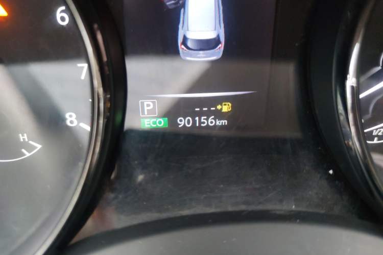 Used Nissan X-Trail 2017 2.5L CVT Leading Edition 4WD Odometer Close Up