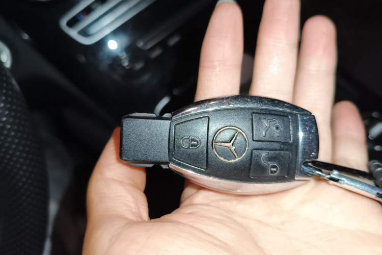 Used Mercedes-Benz C-Class 2017 Restyled C 200 Sport Edition
