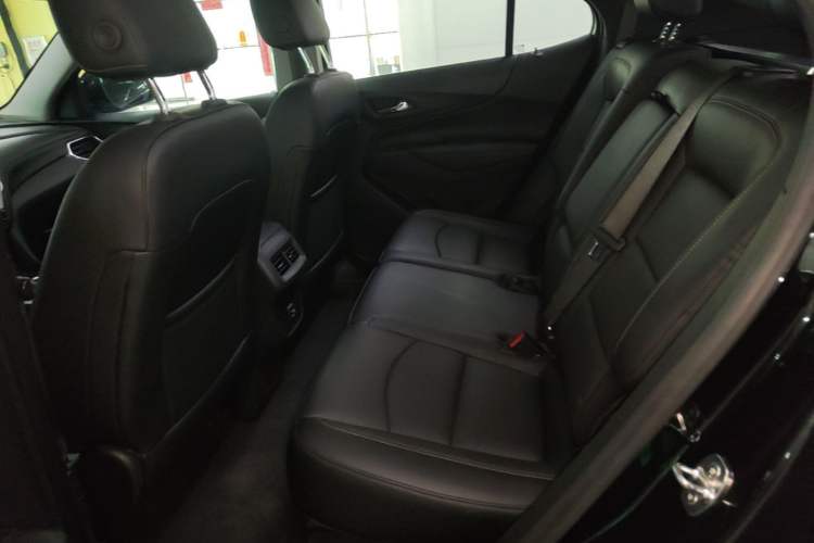 Used Chevrolet Equinox 2019 535T Automatic YuJie Edition China VI