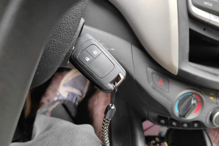 Used Chevrolet Sail 2016 Sail 3 1.3L Manual Comfort Sunroof Edition Vehicle Key