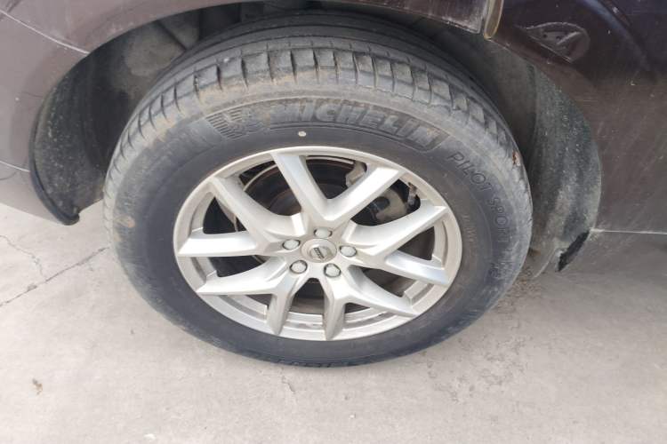 Used Volvo XC60 2019 T5 4x4 Smart Edition China V Standard