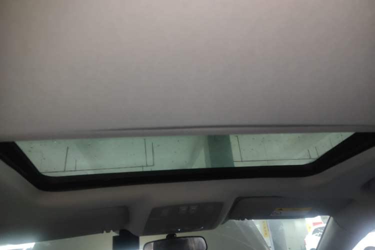 Used Buick Regal 2015 1.6T Leading Technology Model Headliner