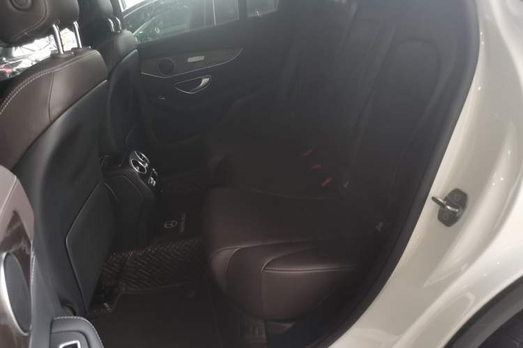 Used Mercedes-Benz GLC 2020 Facelift GLC 300 L 4MATIC Dynamic Edition Left Rear Seat