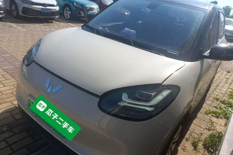 Used Wuling Bingo 2023 410 km Lingxi Deluxe Edition