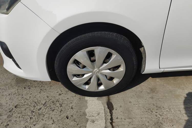 Used Toyota YARiS L Zhi Xuan 2015 1.5E Automatic Charm Edition