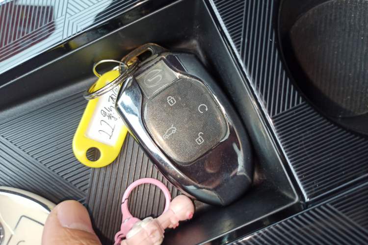 Used GAC Trumpchi EMKOO 2022 2.0 ATK TwinStar Pro Edition Interior 1