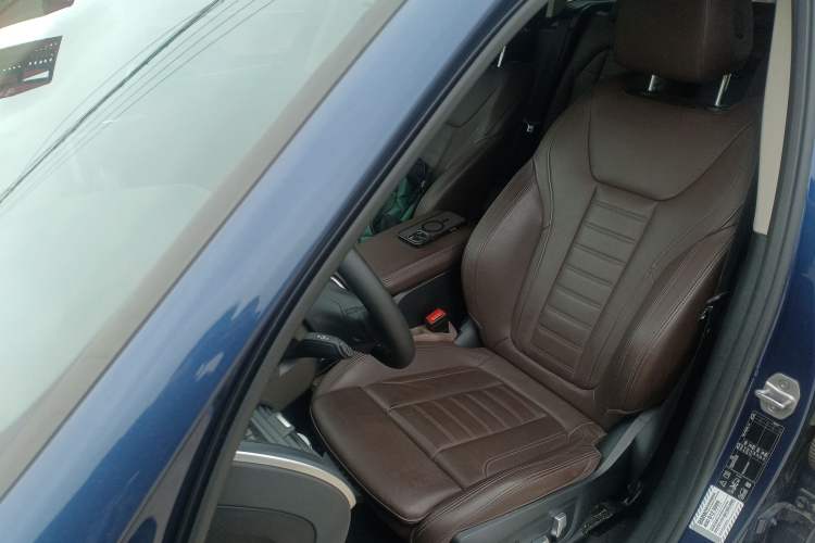 Used BMW X3 2020 xDrive28i Luxury Package Left Front Seat