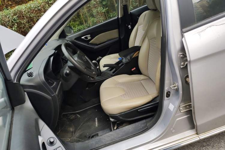 Used GAC Trumpchi GA3S Vision 2014 1.6L Manual Elite Edition
