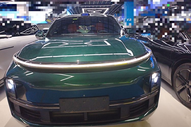 Used Li Auto L8 2023 Pro Model Front