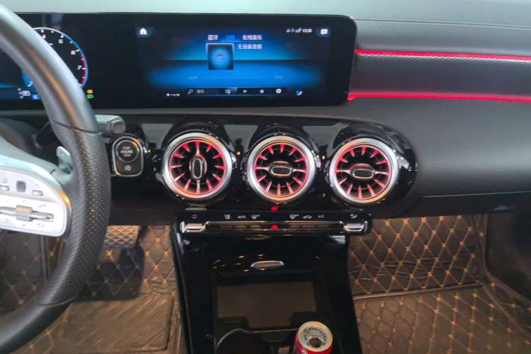 Used Mercedes-Benz A-Class 2022 Restyled A 200 L Sport Sedan Fashion Version
