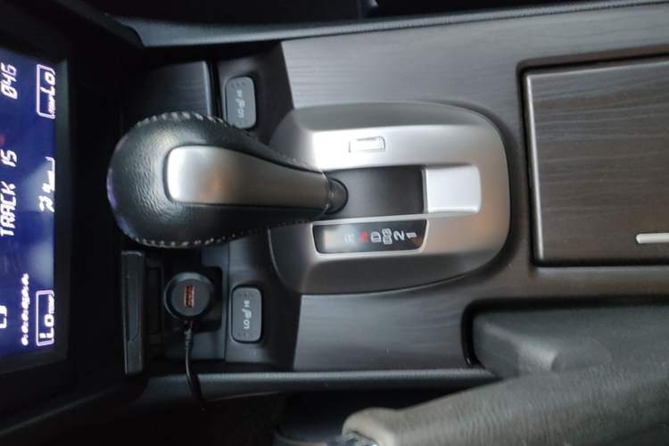 Used Honda Crosstour 2012 2.4L Luxury Edition